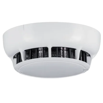 Le détecteur optique de fumée conventionnel OSD-3230 utilise une chambre de fumée unique perfectionnée par les ingénieurs grâce à des essais de réfraction optique et de mécanique des fluides à long terme. Le feu est détecté par la technologie de détection optique. Détecteur a une série d’algorithmes développés pour minimiser les détections défectueuses et de fournir des avertissements de pollution. La chambre de fumée peut être facilement enlevée pour le nettoyage en cas de pollution possible dans des environnements excessivement poussiéreux.