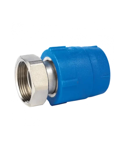 Raccord en plastique et métal